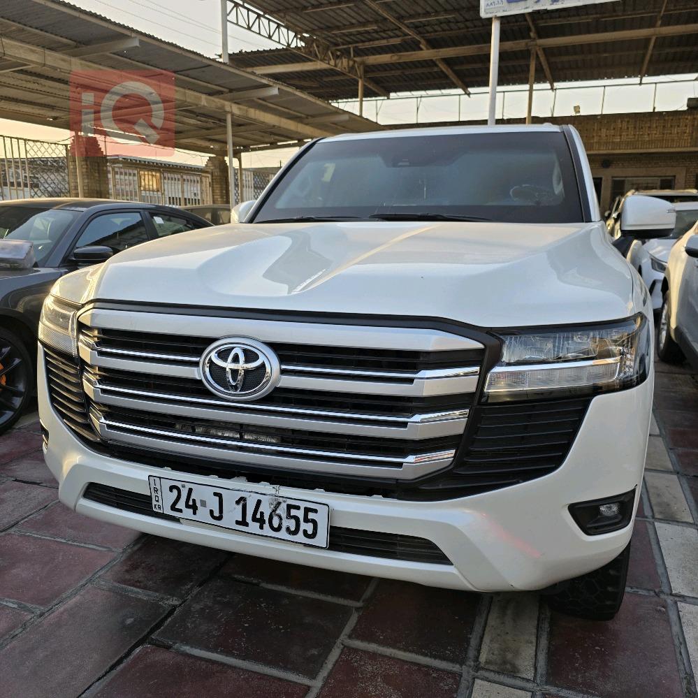 تويوتا لاندكروزر